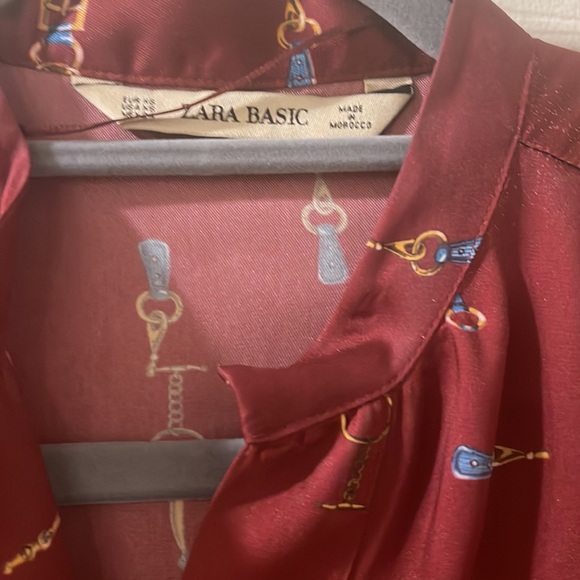 Zara blouse - Picture 2 of 2